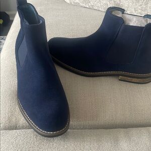 Blue Suede Chelsea Boots with Elastic Panels